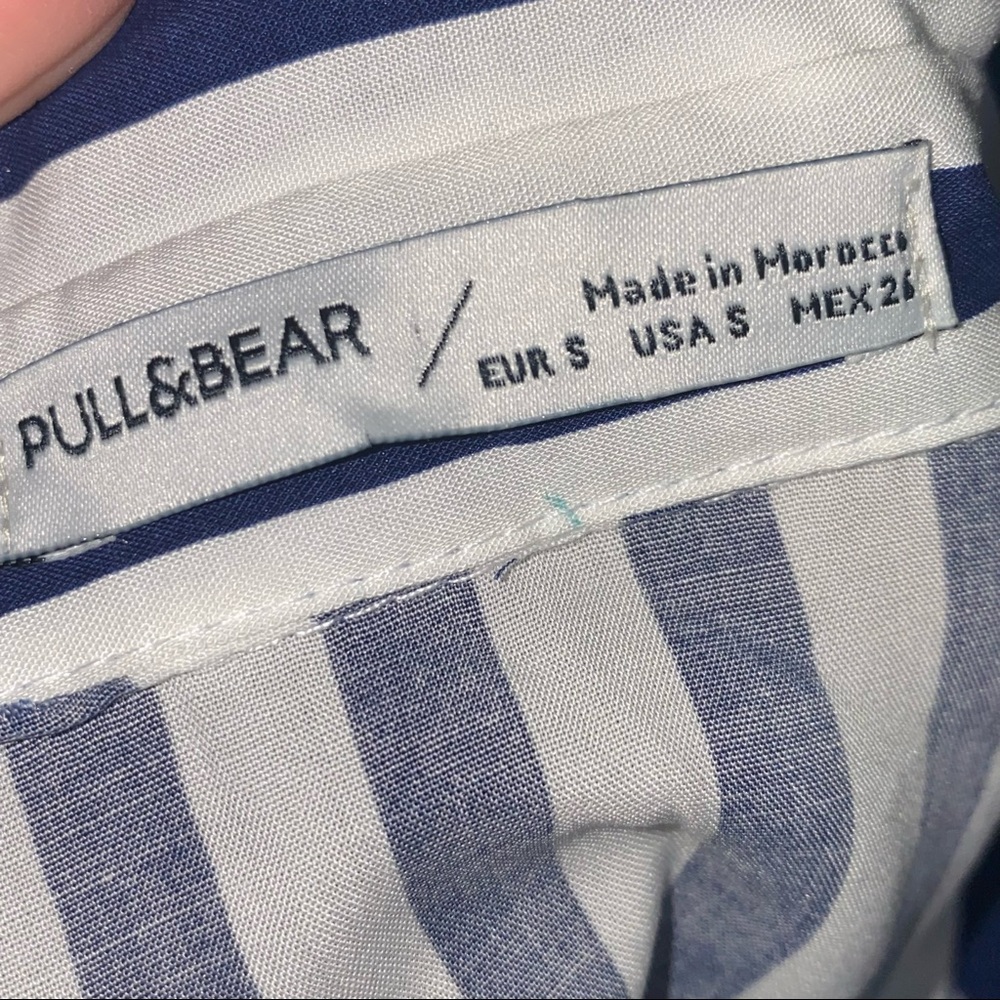 Pull & Bear Striped Blue and White button down top - Picture 3 of 4